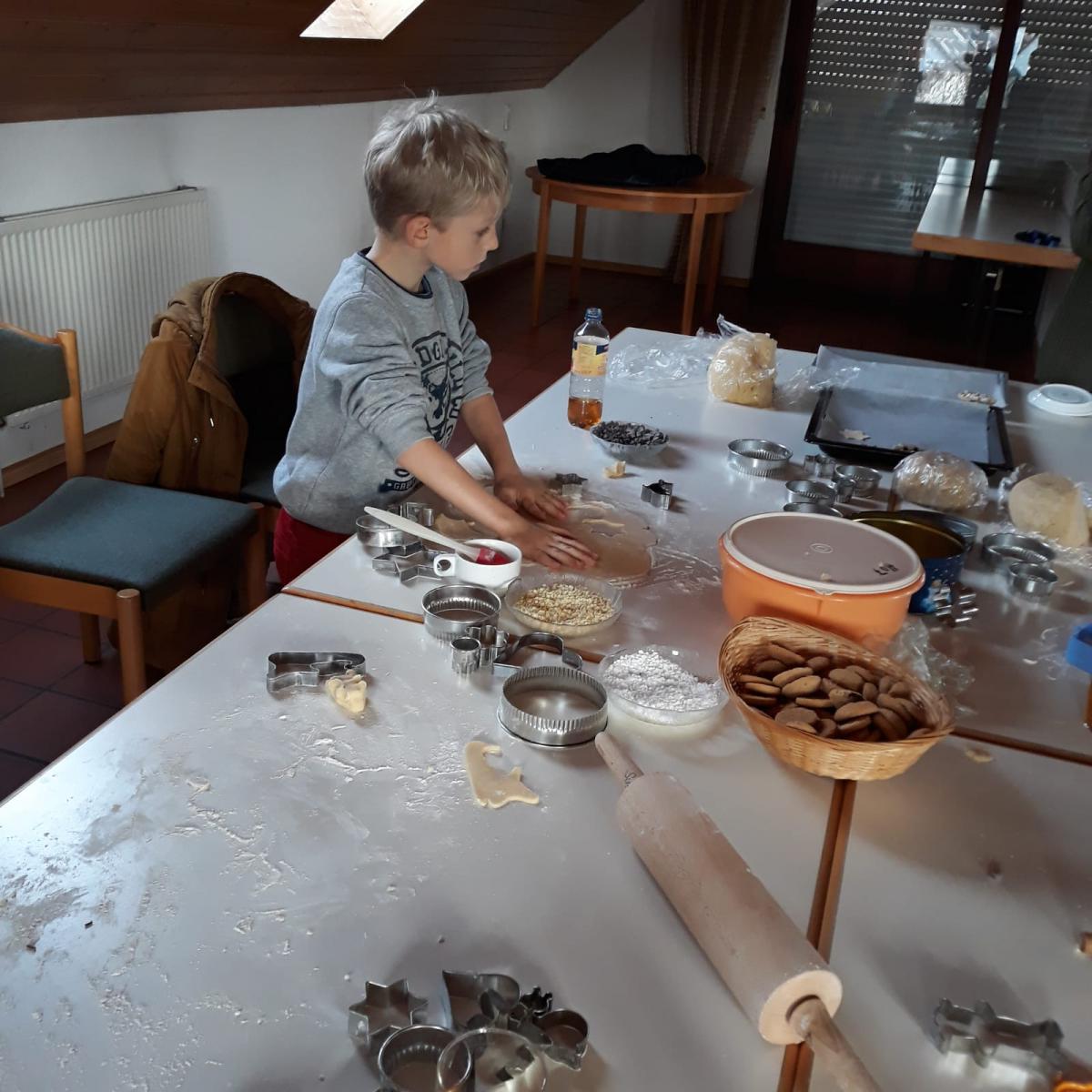 In der Weihnachtsbäckerei – TC March