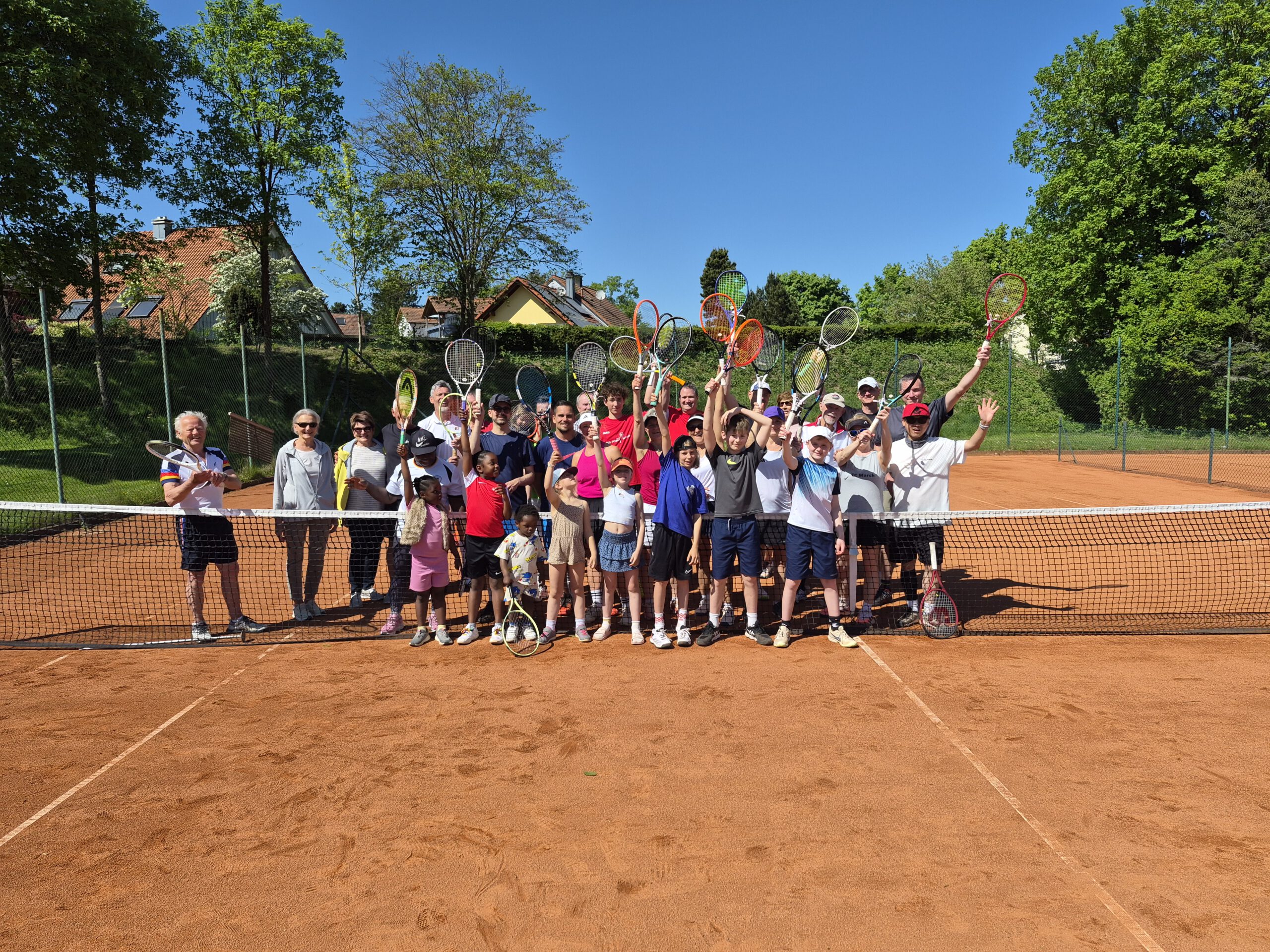 Mehr über den Artikel erfahren Was für ein großartiger Start in die Sommersaison beim TC March!